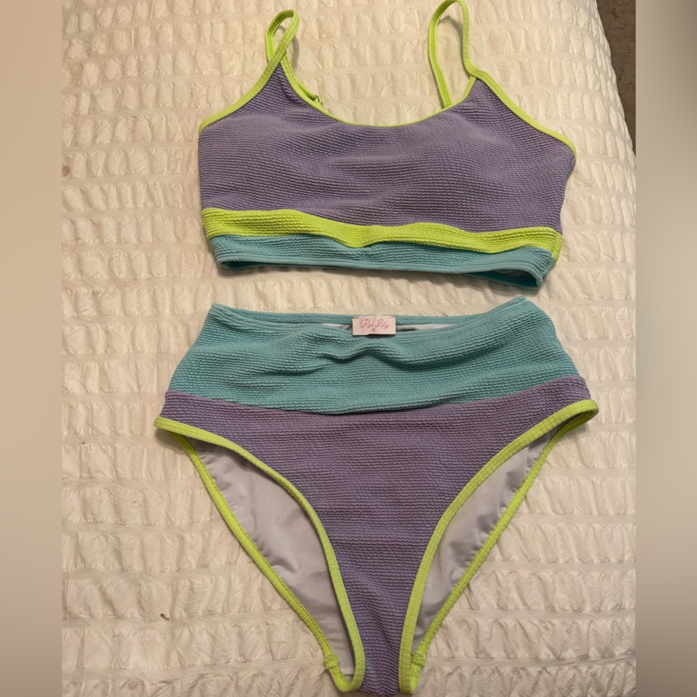 Pink Lily Textured Bikini Bottoms in Light Blue